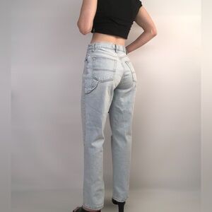 Abercrombie and Fitch Carpenter Ultra High Rise 90s Straight Jean Size 29R